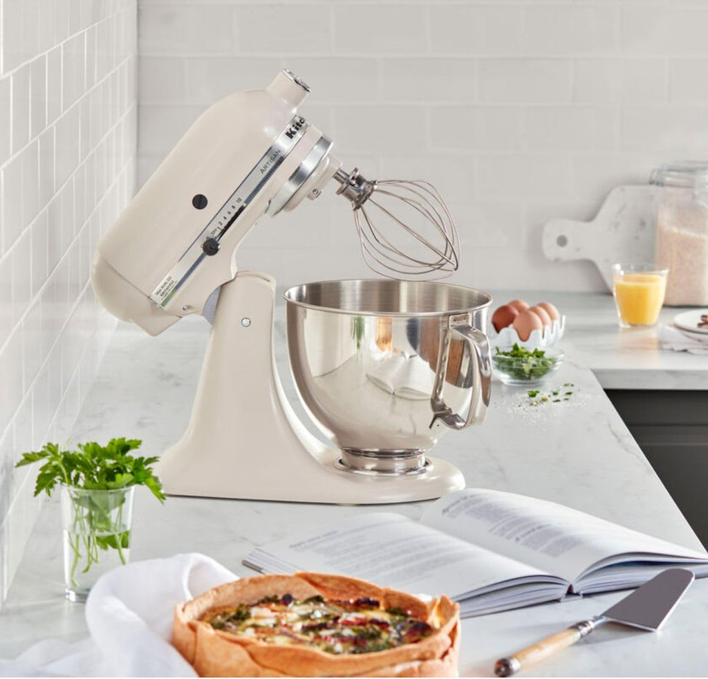 KitchenAid Artisan Küchenmaschine 4,7L Milchshake
