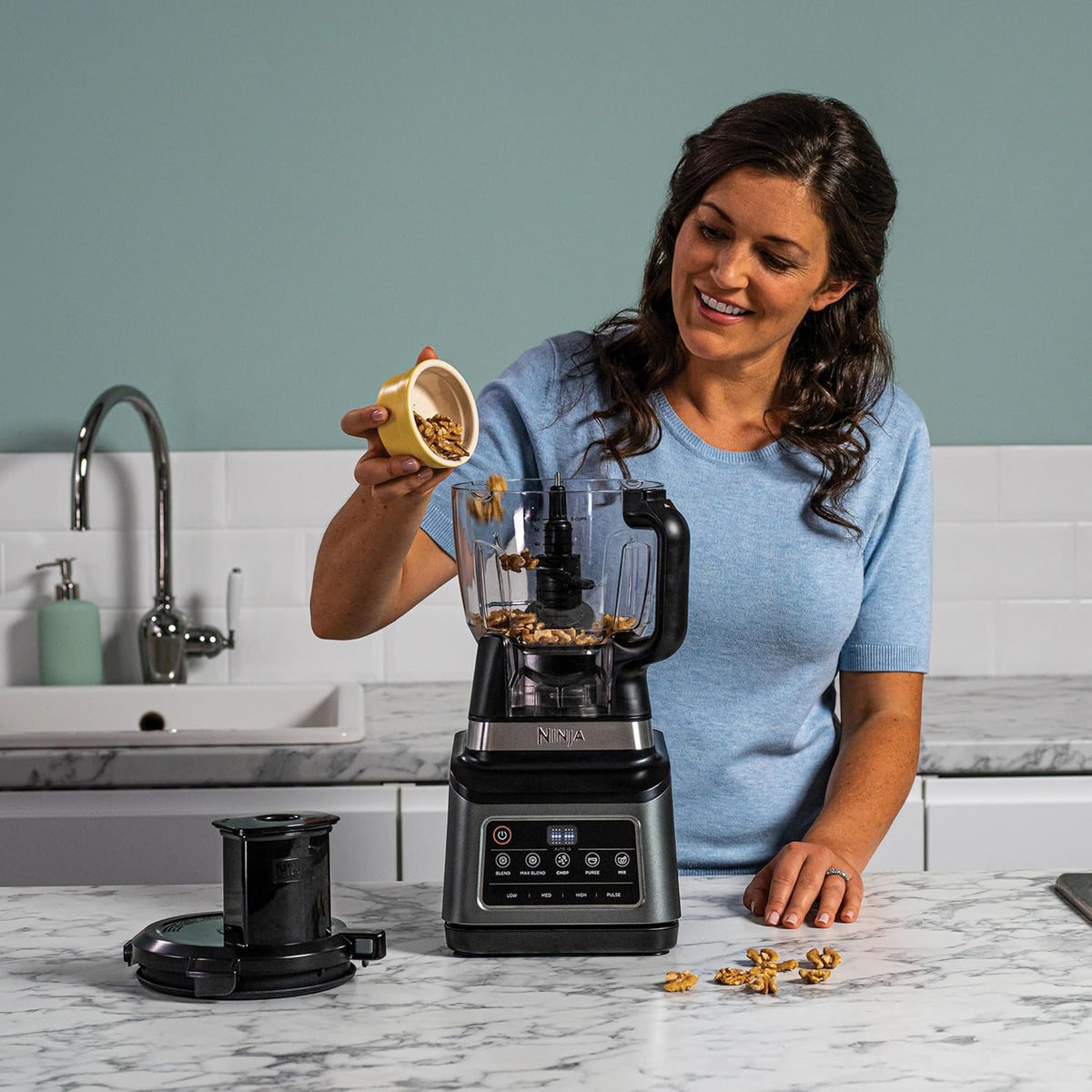 Ninja 3-in-1 Küchenmaschine & Mixer mit 5 Programmen: Mixen, Max Mixen